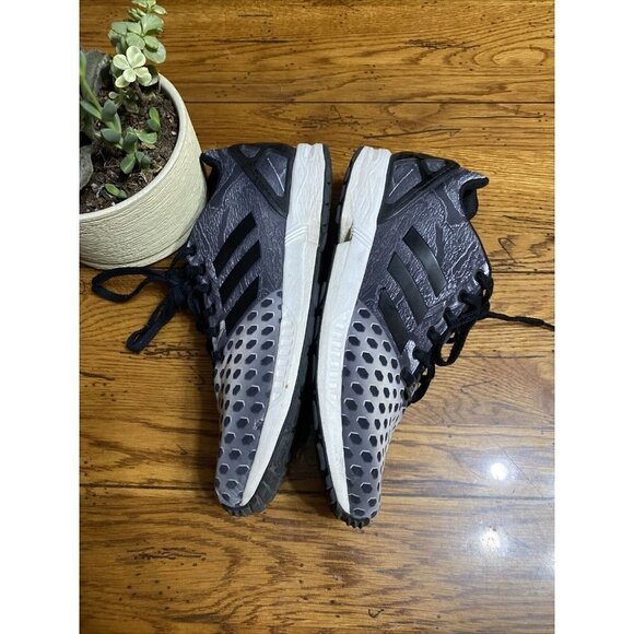 Mens ADIDAS ZX FLUX in colors BLACK / BLACK / FTW WHITE SIZE 10.5 main image 7
